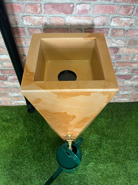 Prestige Manhattan Twist Water Butt Planter